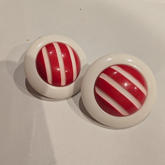 Vintage Red and White Striped Dome Clip-On Earrings - Picture 2 of 4
